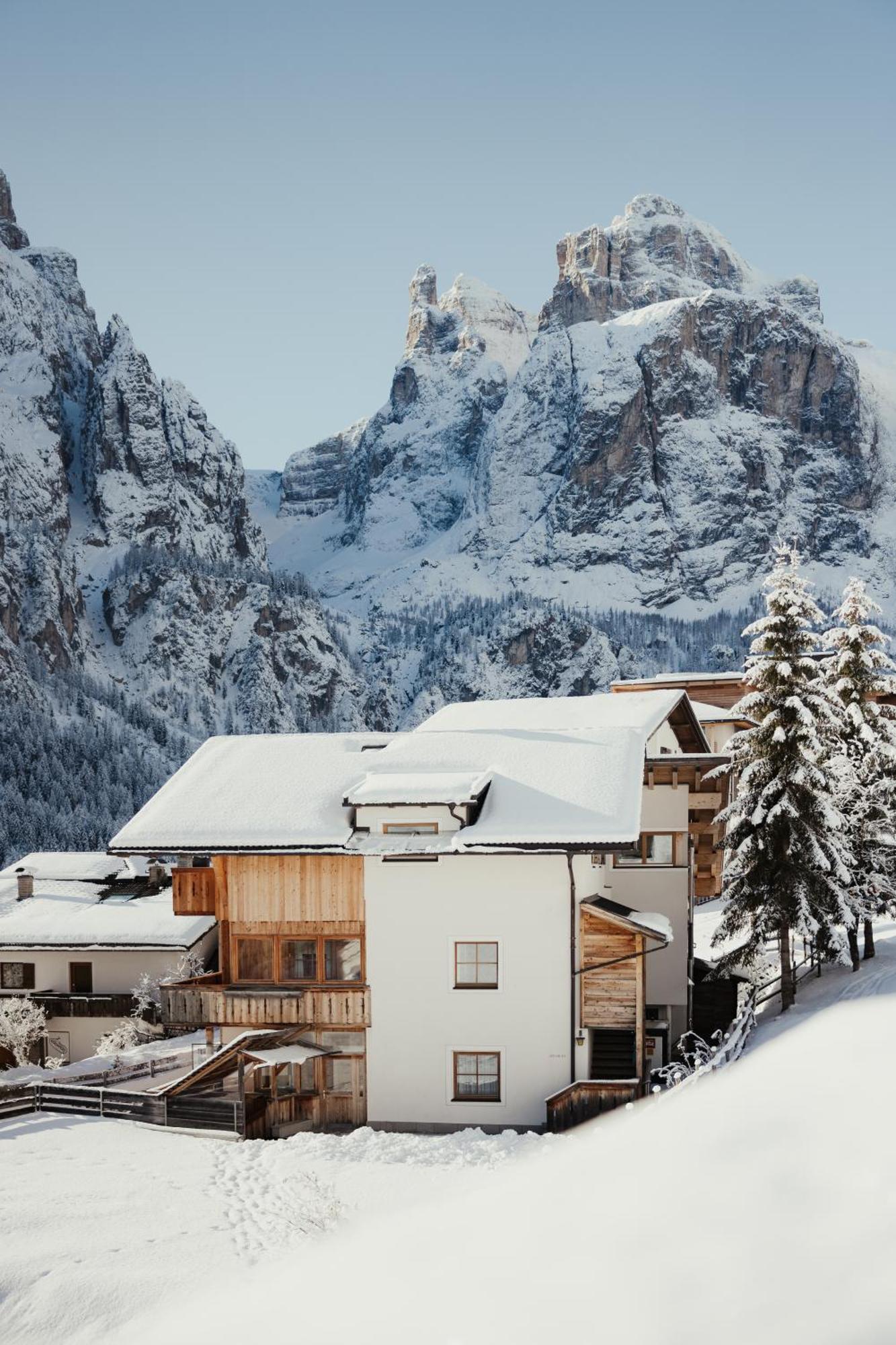Residence Costa Burjada コルフォスコ エクステリア 写真