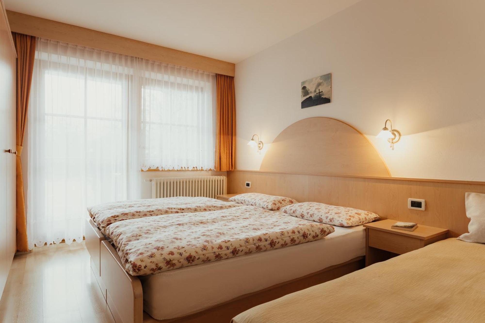 Residence Costa Burjada コルフォスコ エクステリア 写真